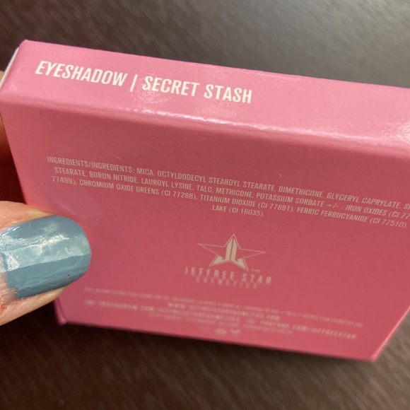 NEW! JEFFREE STAR Pressed Pigment Eye Shadow Single SECRET STASH Metallic Teal - Picture 4 of 6